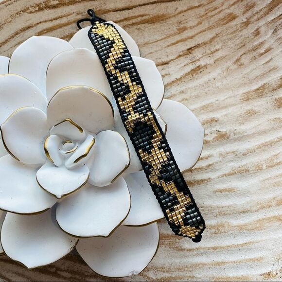 Crystal Seed Bead Boho Woven Adjustable Friendship Bracelet Animal Print NWT - Picture 9 of 9